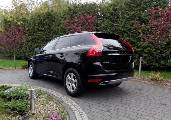 Volvo XC 60 cena 70000 przebieg: 130000, rok produkcji 2016 z Przysucha małe 436